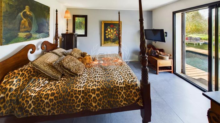 Image No.18-3 Bed House for sale