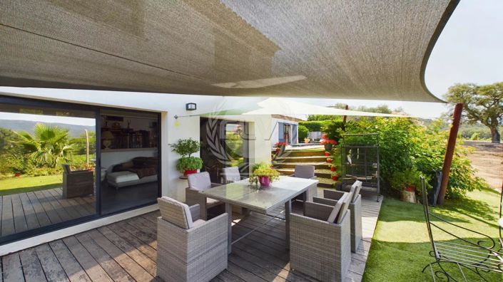 Image No.8-3 Bed House for sale