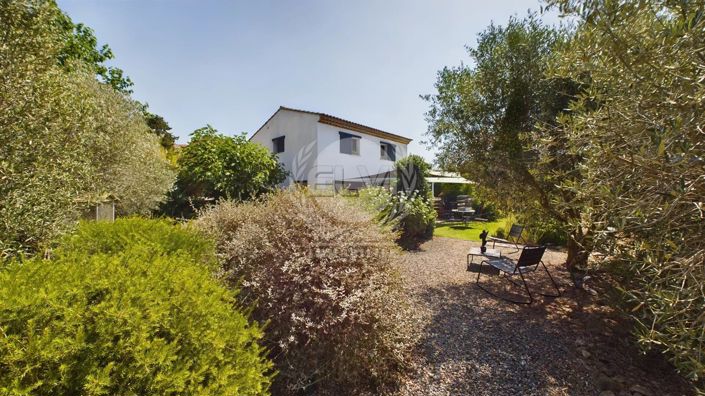 Image No.9-3 Bed House for sale