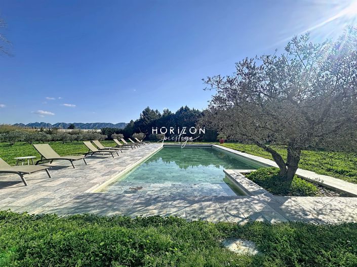 Image No.7-8 Bed Property for sale