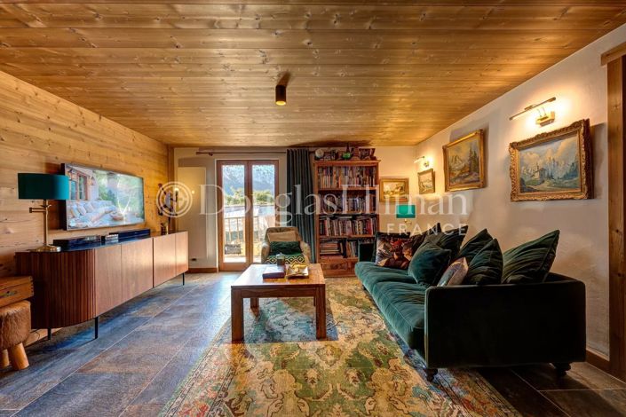 Image No.13-3 Bed House for sale