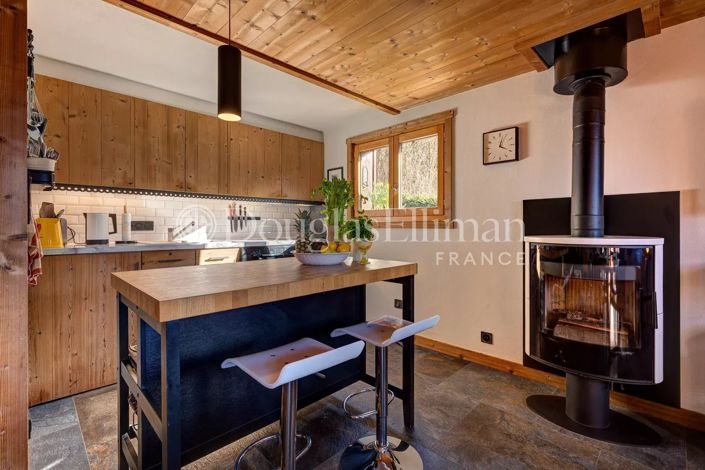 Image No.6-3 Bed House for sale