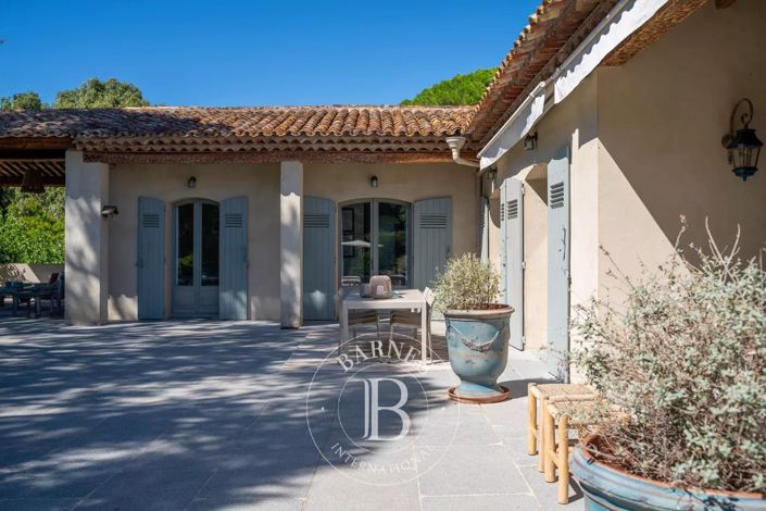 Image No.4-5 Bed House for sale