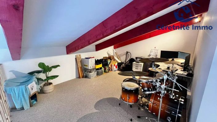 Image No.12-4 Bed House for sale