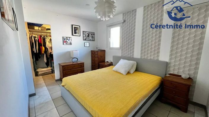 Image No.15-4 Bed House for sale