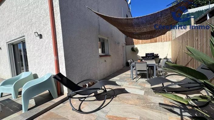 Image No.9-4 Bed House for sale