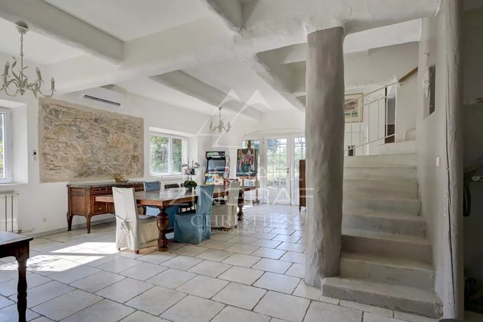 Image No.22-7 Bed House for sale