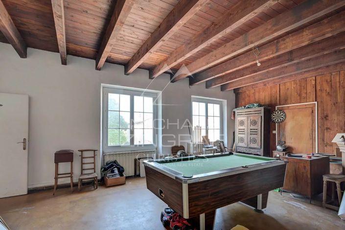 Image No.25-7 Bed House for sale