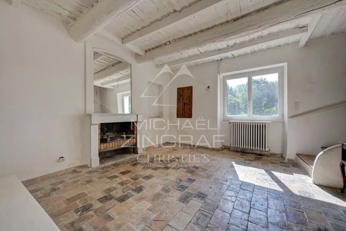 Image No.26-7 Bed House for sale