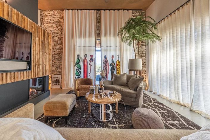 Image No.17-Maison de 6 chambres à vendre à Gordes