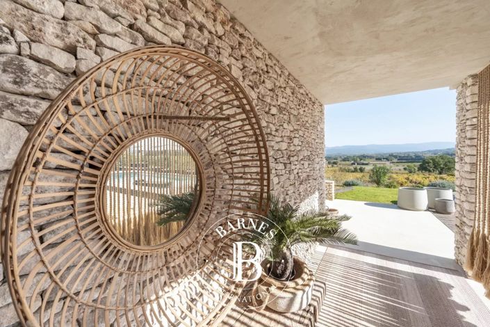 Image No.28-6 Bed House for sale