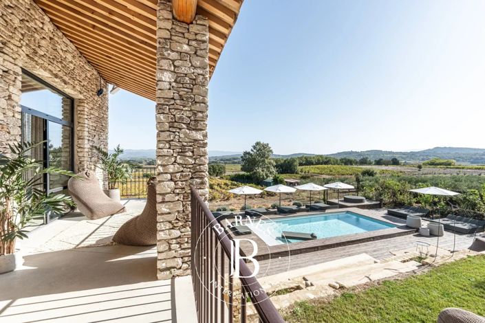 Image No.3-6 Bed House for sale