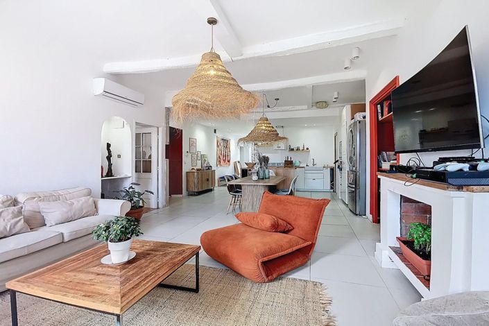 Image No.9-3 Bed Apartment for sale