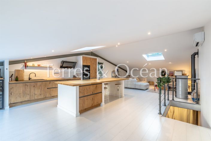 Image No.11-7 Bed House for sale