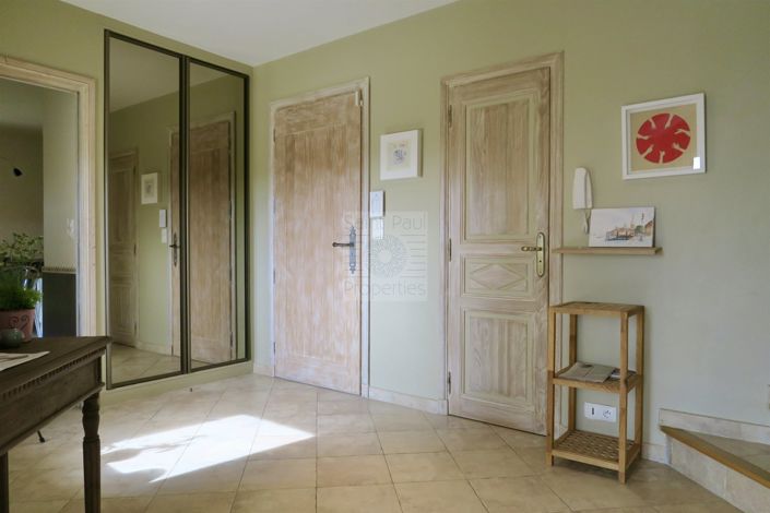 Image No.11-4 Bed House for sale