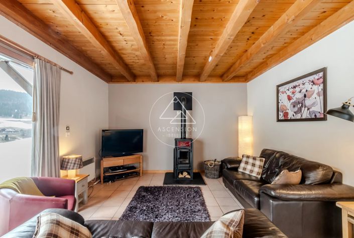 Image No.14-3 Bed House for sale