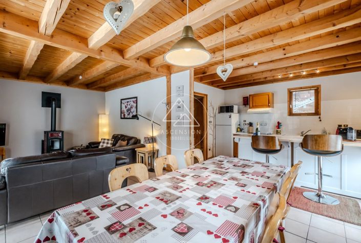 Image No.19-3 Bed House for sale