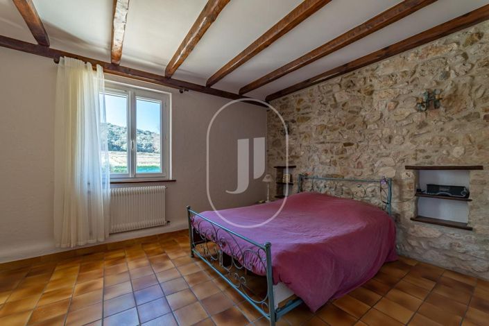 Image No.11-4 Bed House for sale