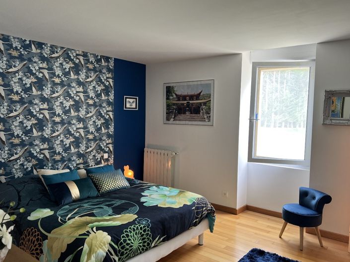 Image No.13-5 Bed Property for sale