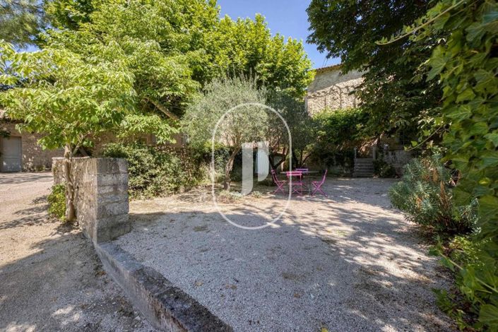 Image No.38-10 Bed House for sale