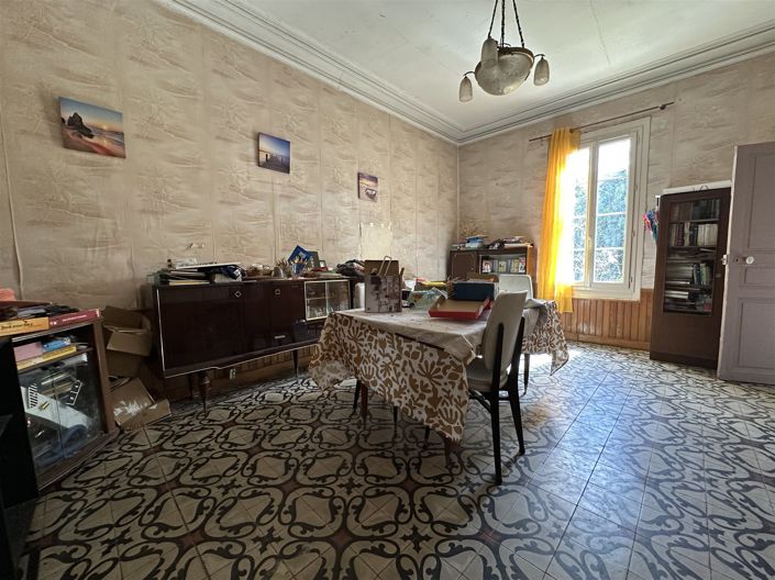 Image No.8-2 Bed House for sale