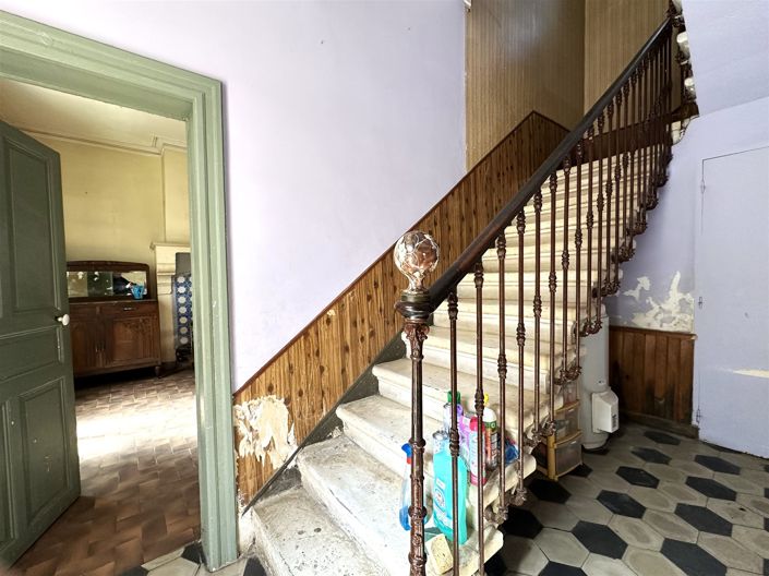 Image No.9-2 Bed House for sale