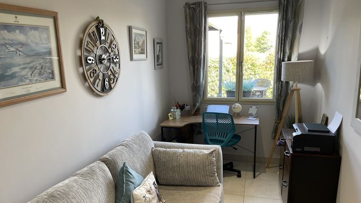 Image No.18-3 Bed House for sale