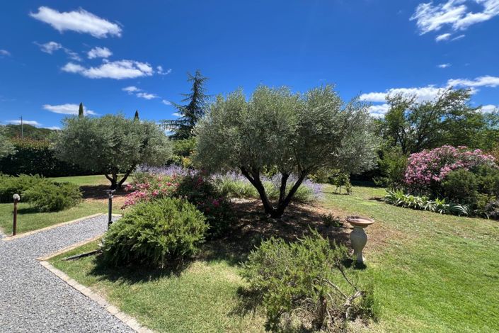 Image No.12-4 Bed House for sale