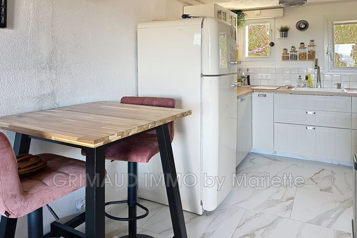Image No.4-Appartement de 1 chambre à vendre à Cogolin