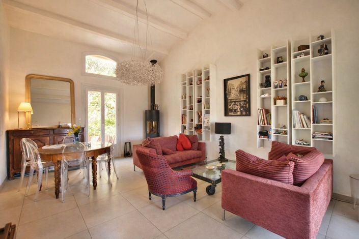 Image No.2-Maison de 2 chambres à vendre à Valbonne