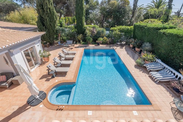 Image No.23-5 Bed House for sale