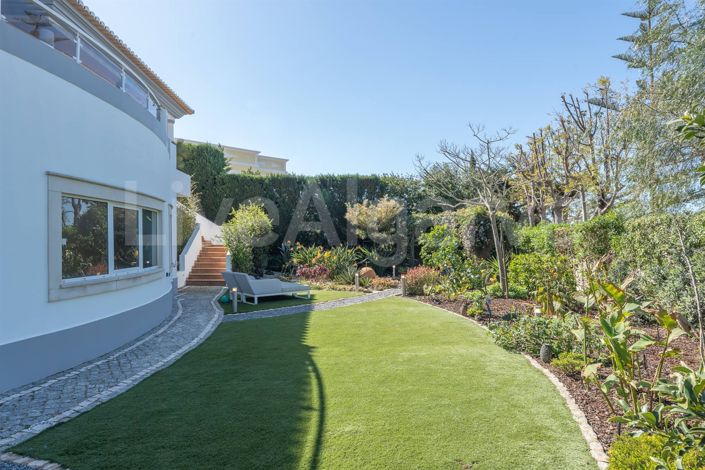 Image No.3-5 Bed House for sale