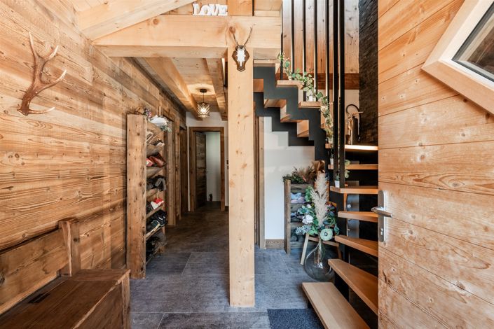 Image No.12-3 Bed House for sale