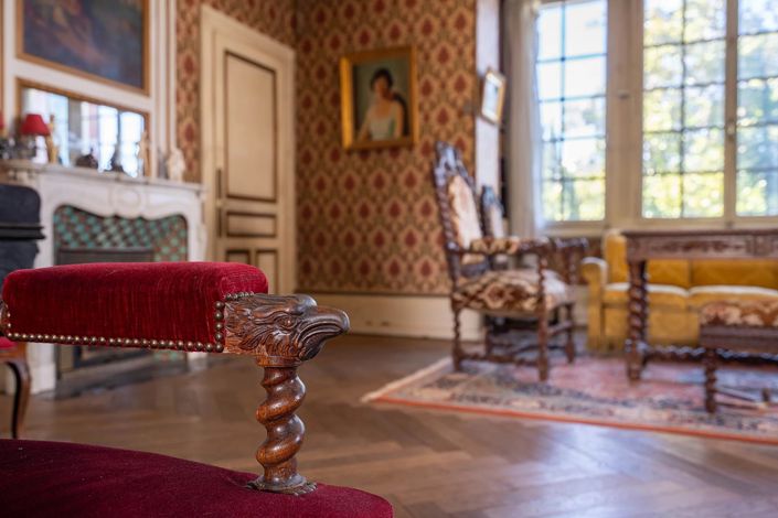 Image No.11-8 Bed House for sale