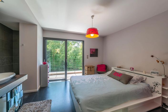 Image No.11-4 Bed House for sale