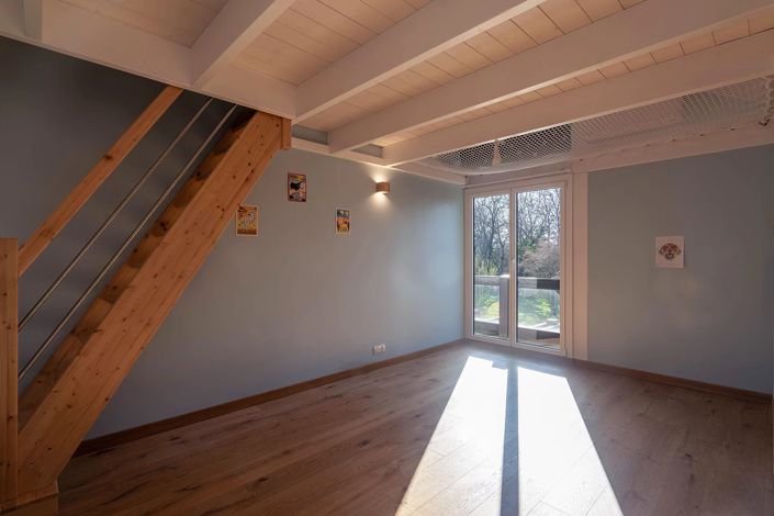 Image No.11-5 Bed House for sale