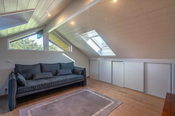 Image No.12-5 Bed House for sale