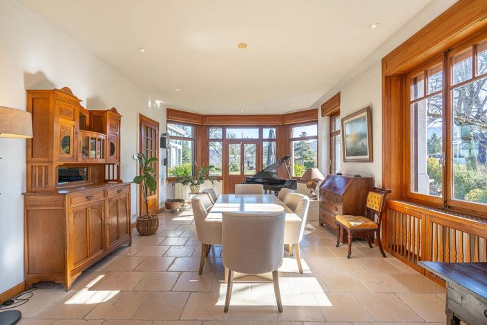 Image No.7-5 Bed House for sale