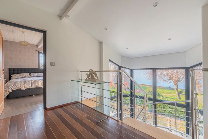 Image No.26-4 Bed House for sale