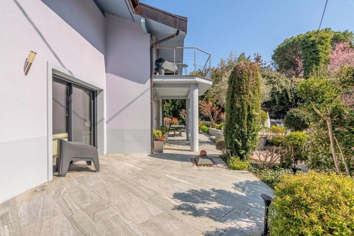 Image No.40-4 Bed House for sale