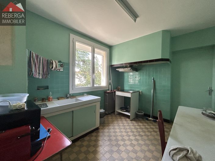 Image No.5-2 Bed House for sale