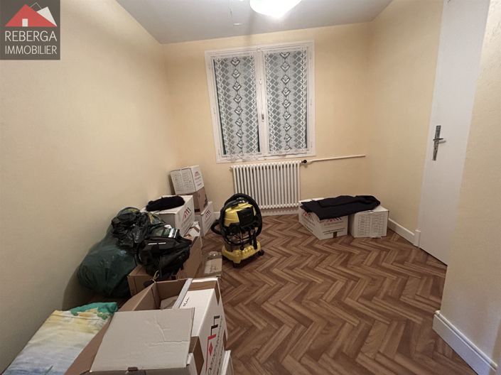 Image No.8-2 Bed House for sale