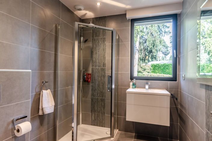 Image No.10-4 Bed House for sale