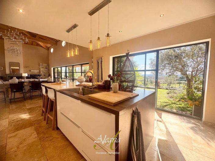 Image No.10-Maison de 4 chambres à vendre à Aups