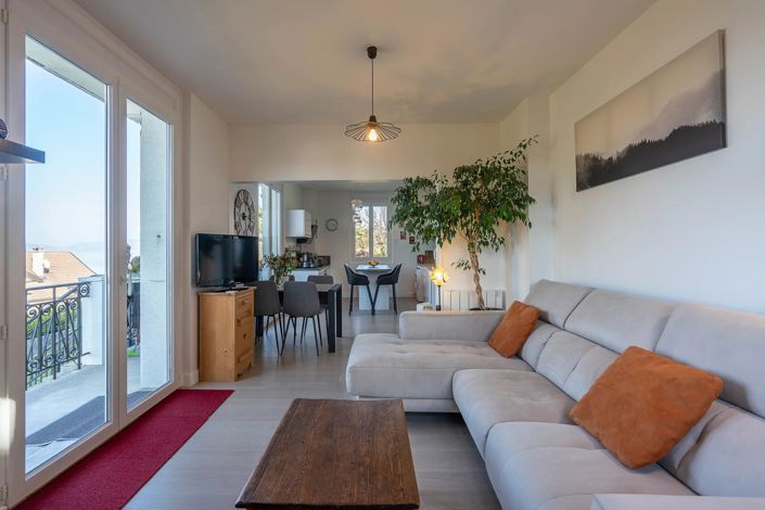 Image No.2-Appartement de 3 chambres à vendre à Neuvecelle