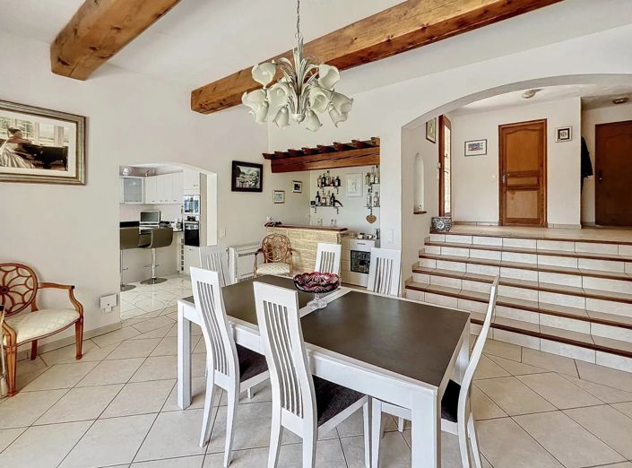 Image No.12-3 Bed House for sale