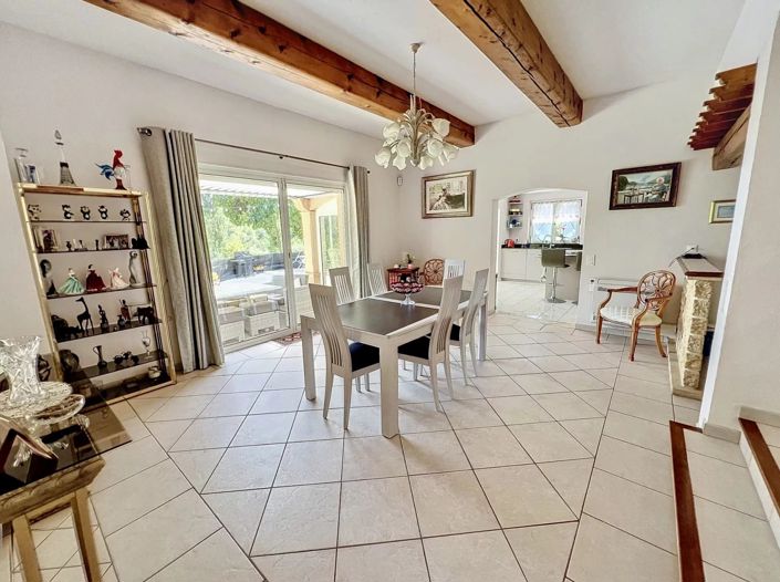 Image No.14-3 Bed House for sale