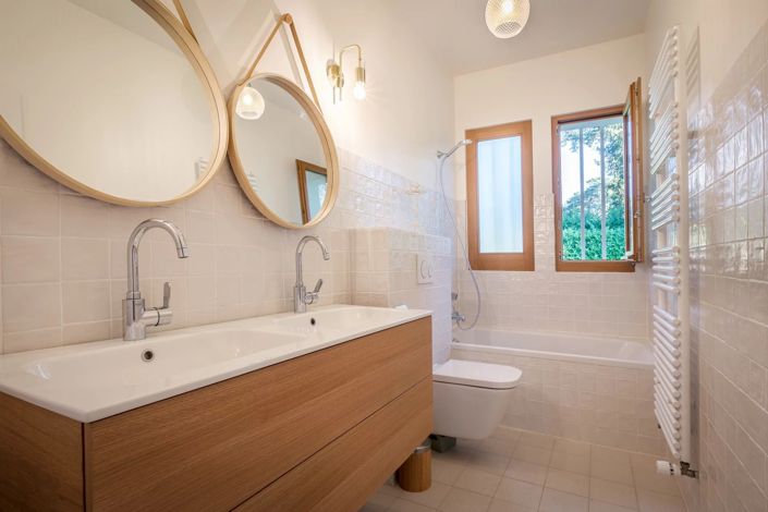 Image No.14-4 Bed House for sale