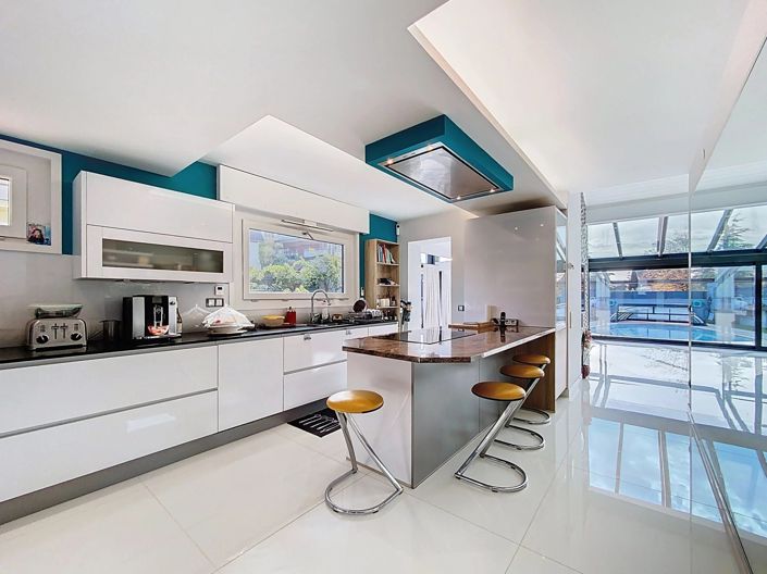 Image No.5-3 Bed House for sale