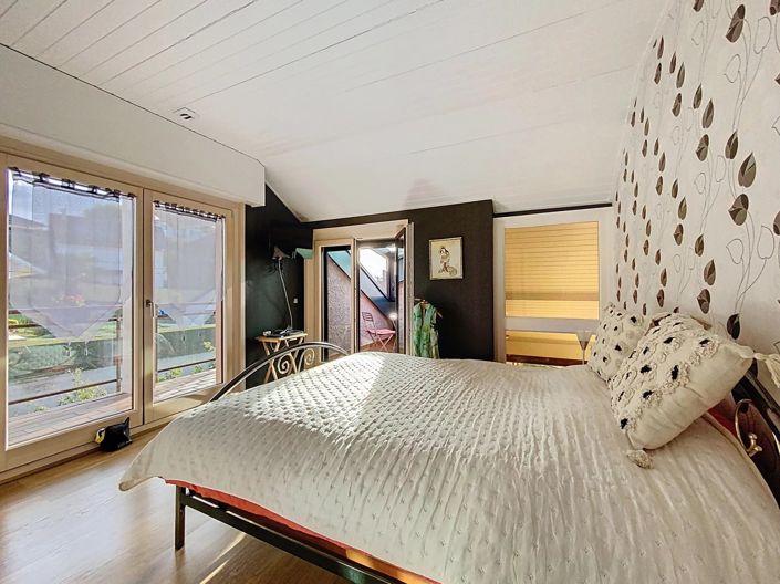 Image No.9-3 Bed House for sale